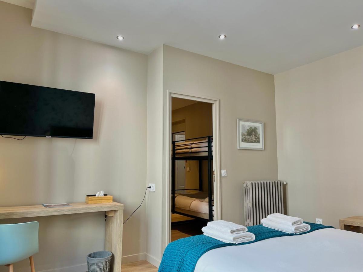 Double Room Private External Bathroom